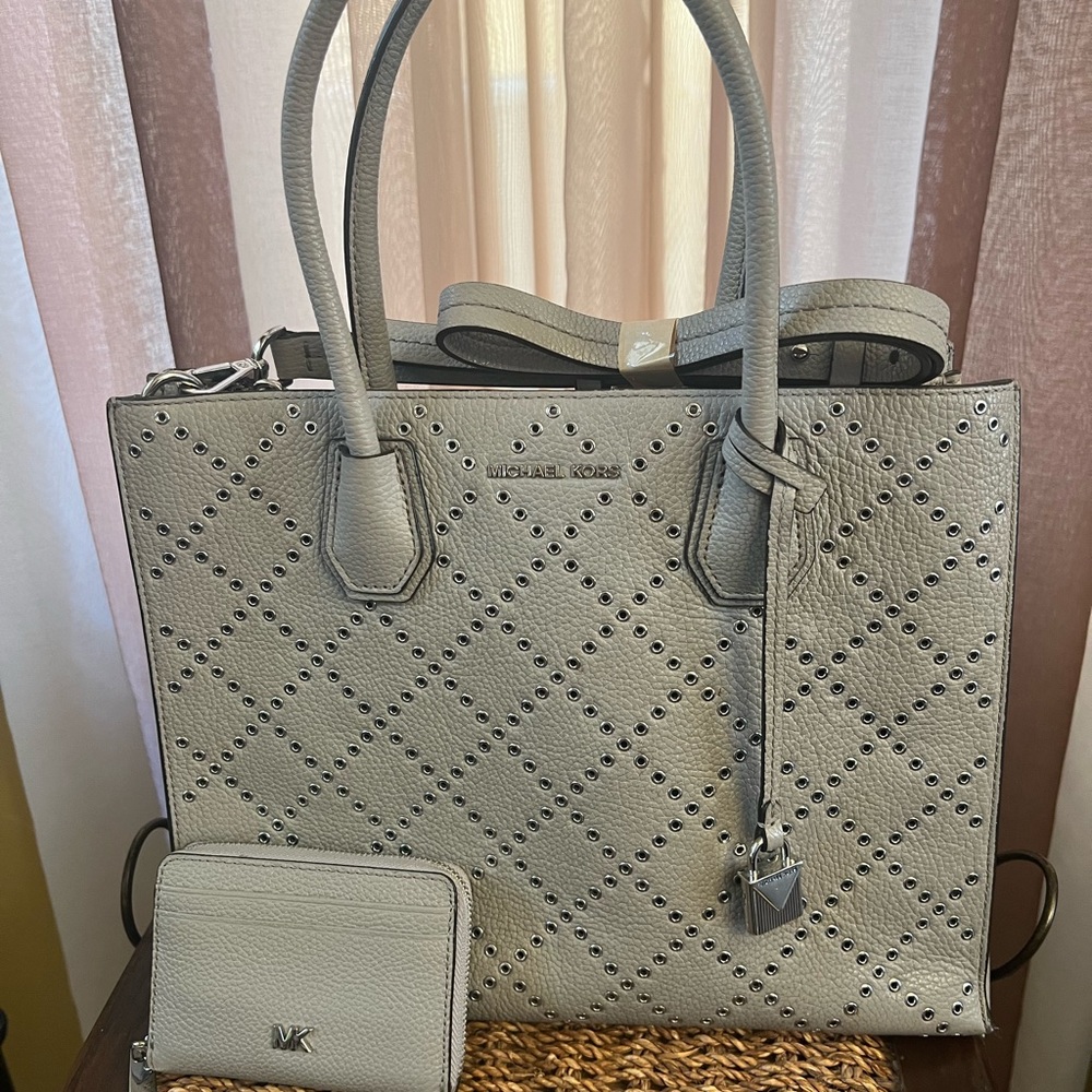 Michael Kors vintage bag with FREE matching wallet!